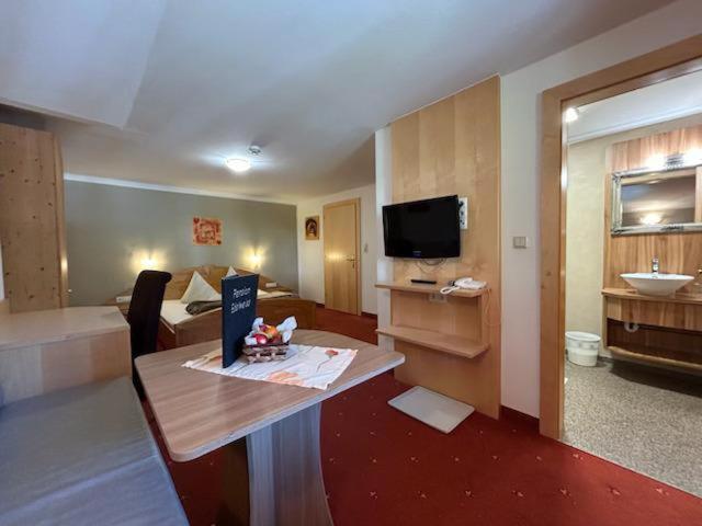 Pension Edelweiss Breitenbach am Inn Exteriér fotografie