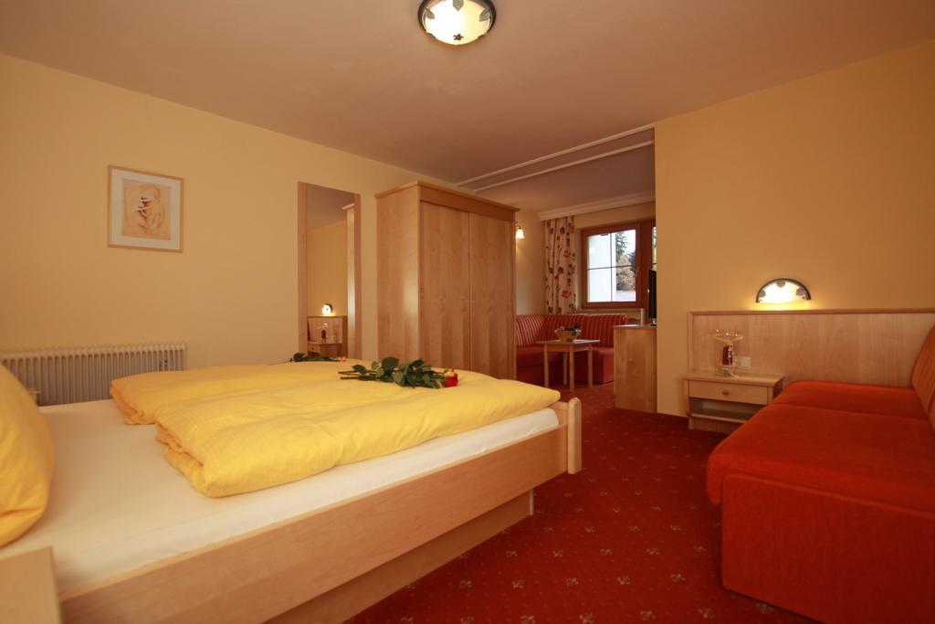 Pension Edelweiss Breitenbach am Inn Pokoj fotografie